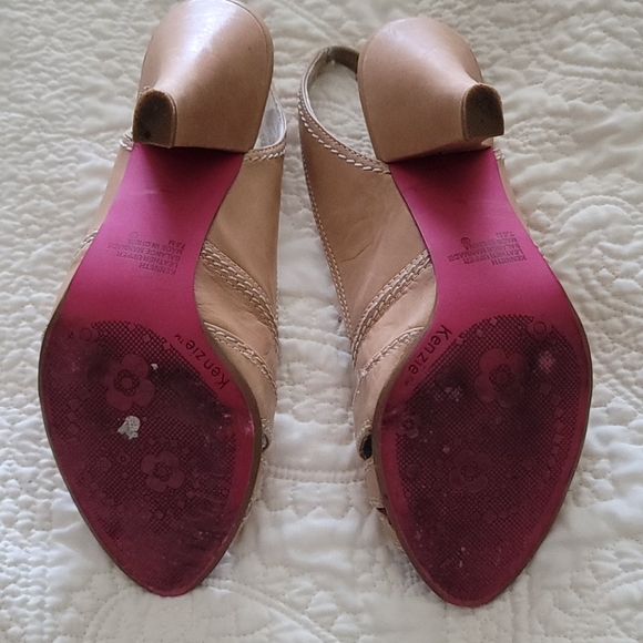 Shoes - Picture 5 of 5